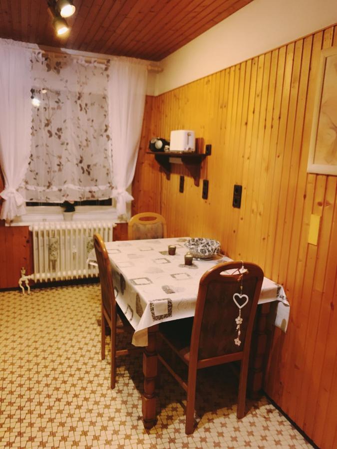 Ferienwohnung Am Wald 朗格尔斯海姆 外观 照片